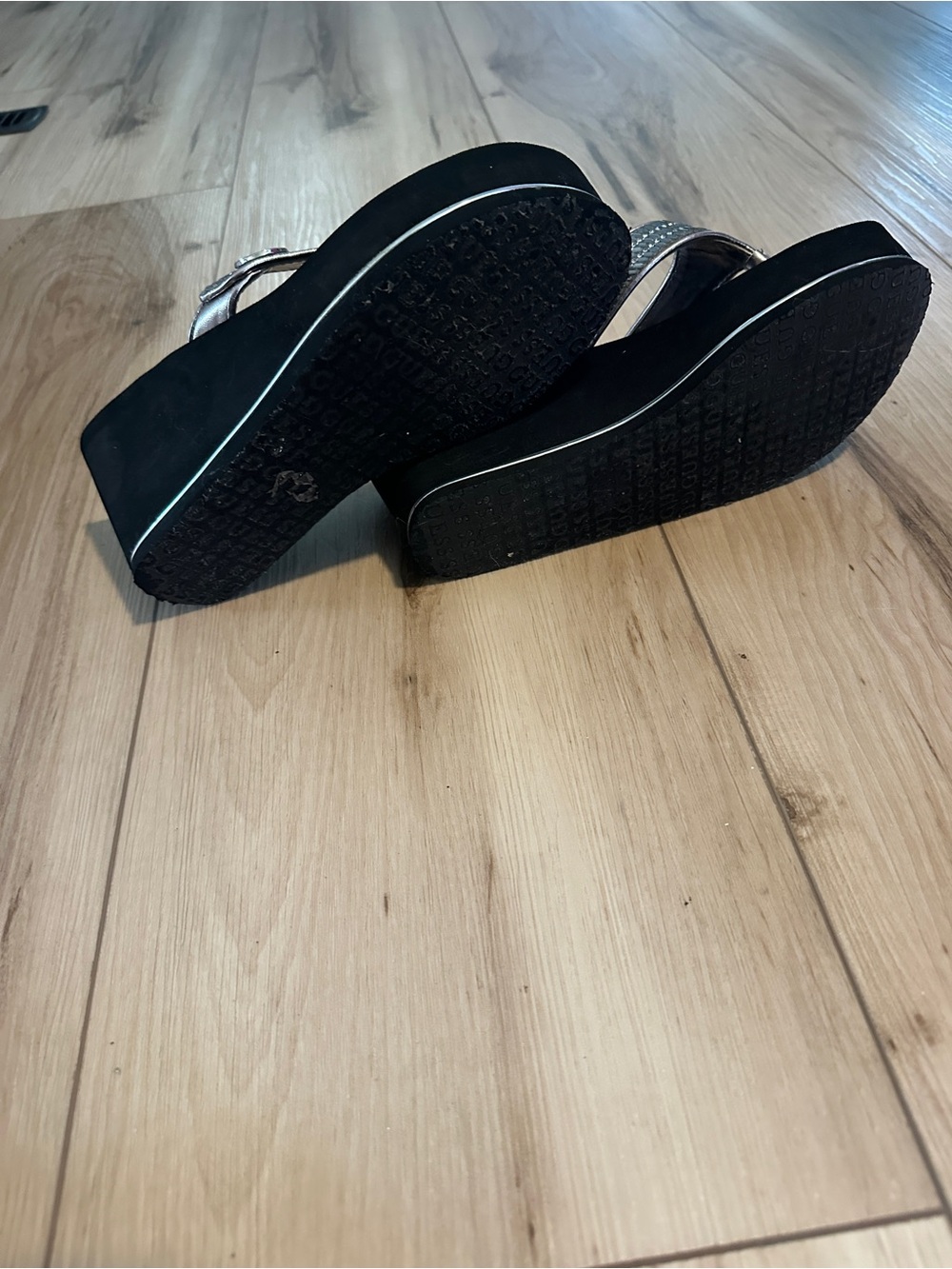 GUESS Black Wedge Sandals with Silver Metallic Straps - Picture 4 of 8